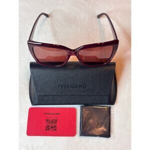 New Salvatore Ferragamo tan/black Elegant Sunglasses with original case Salvatore Ferragamo | Accessories | New Salvatore Ferragamo  main image 3
